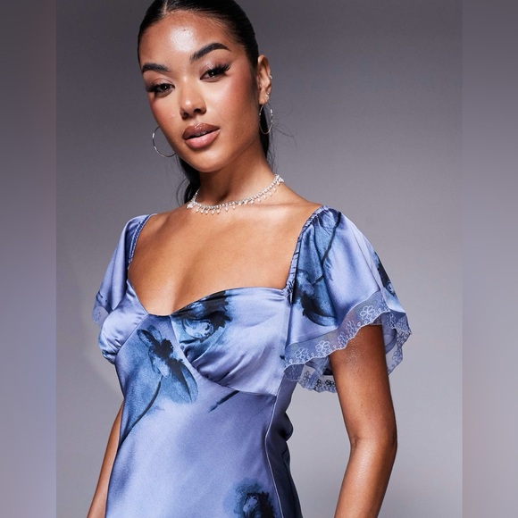 ASOS bardot midi dress with lace inserts in floral print - Picture 4 of 6